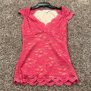 Vintage y2k top! Rlly in style and barely worn